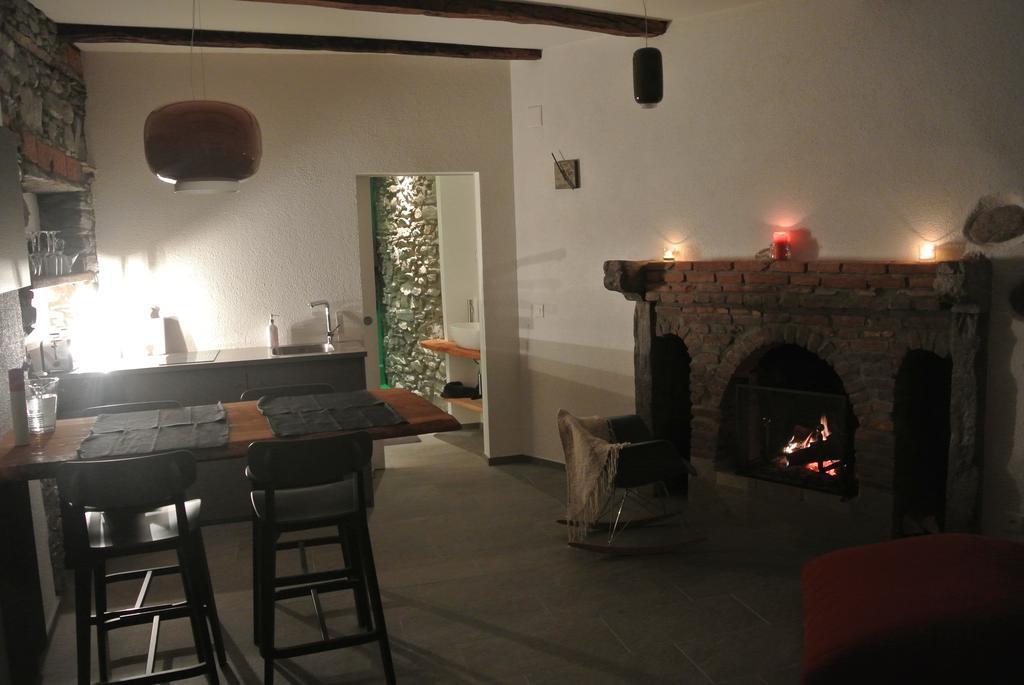 Ferienwohnung A Ca Balade In Design Miglieglia Zimmer foto